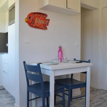 Refait A Neuf Avec Climatisation Et Parking - Fr-1-226-299