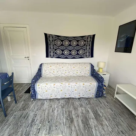 Lejlighed Refait A Neuf Avec Climatisation Et Parking - Fr-1-226-299